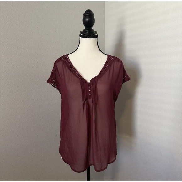 Candie's Sheer Burgundy Crochet Trim Blouse M Boho Button Front Detail Top‎ - Picture 1 of 4